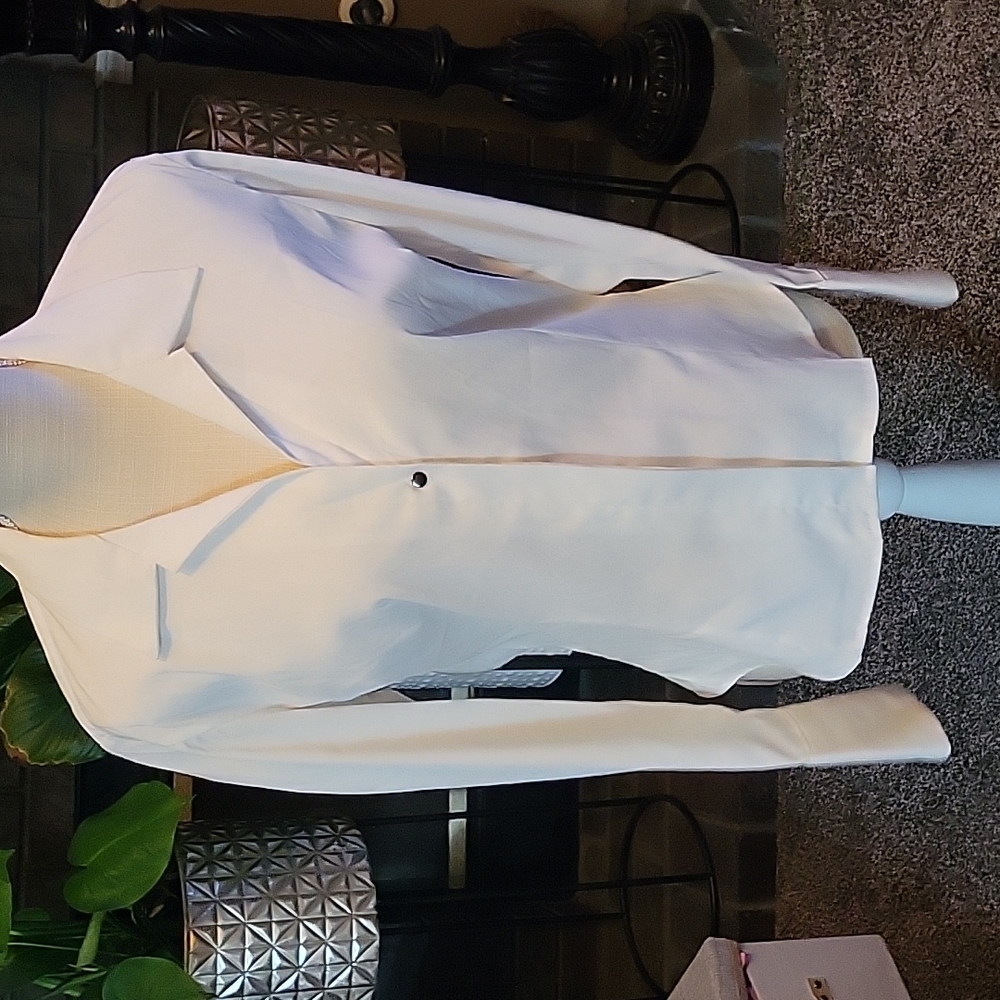 COPY - EXPRESS WHITE SZ 9/10 DRESS SHIRT
